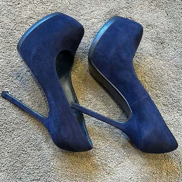 Yves Saint Laurent Blue Stiletto Heels - Authentic - Picture 7 of 8